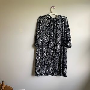 3/4 length black sleeve dress with nature scene